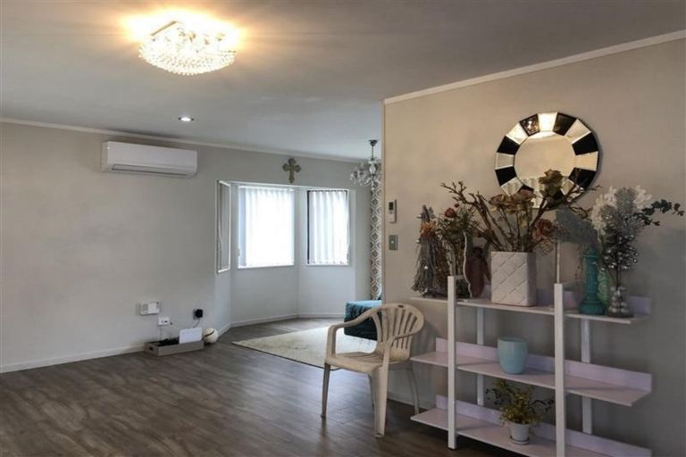 Photo of property in 17 Crail Court, Totara Heights, Auckland, 2105