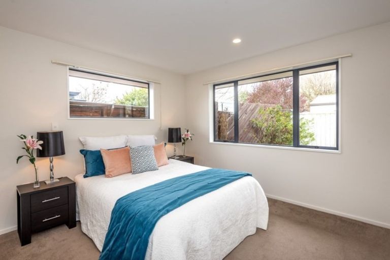 Photo of property in 7 North Parade, Richmond, Christchurch, 8013