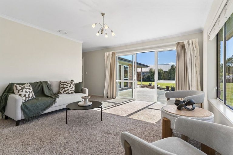 Photo of property in 4 Camellia Lane, Carterton, 5713