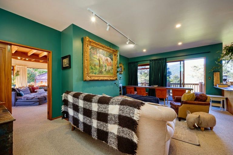 Photo of property in 5078 Kenepuru Road, Ohauparuparu Bay, Picton, 7282