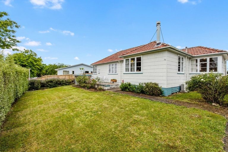 Photo of property in 76 Fairfield Road, Fairfield, Hamilton, 3214