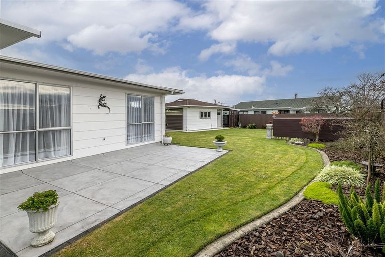 Photo of property in 3 Rimu Street, Levin, 5510