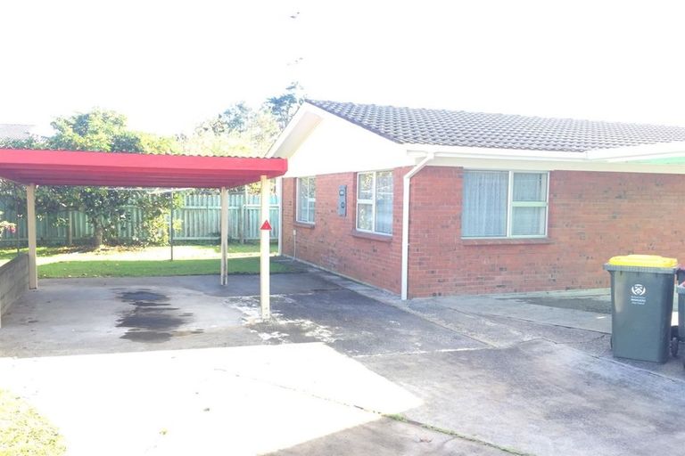 Photo of property in 2/17a Omana Road, Papatoetoe, Auckland, 2025
