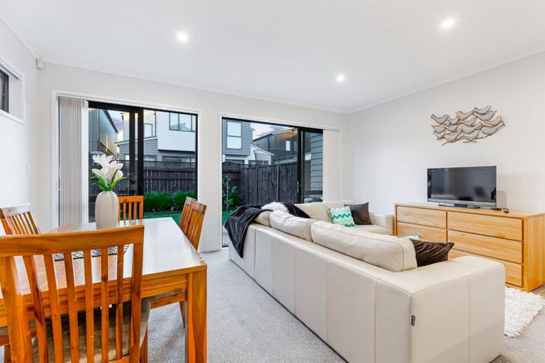 Photo of property in 7 Jagoda Road, Westgate, Auckland, 0614