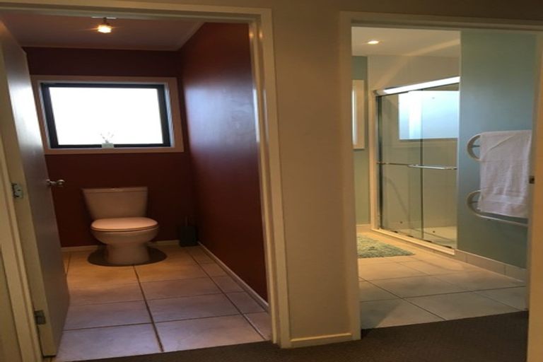 Photo of property in 6a Watts Road, Fernhill, Queenstown, 9300