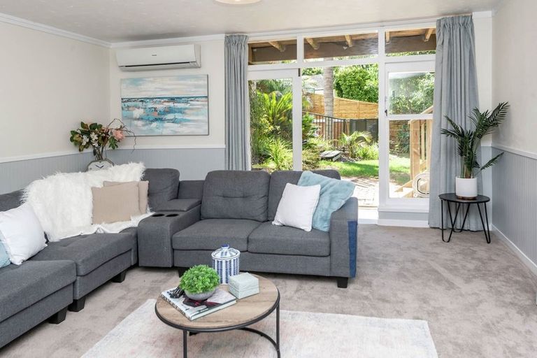 Photo of property in 41 Evelyn Road, Cockle Bay, Auckland, 2014