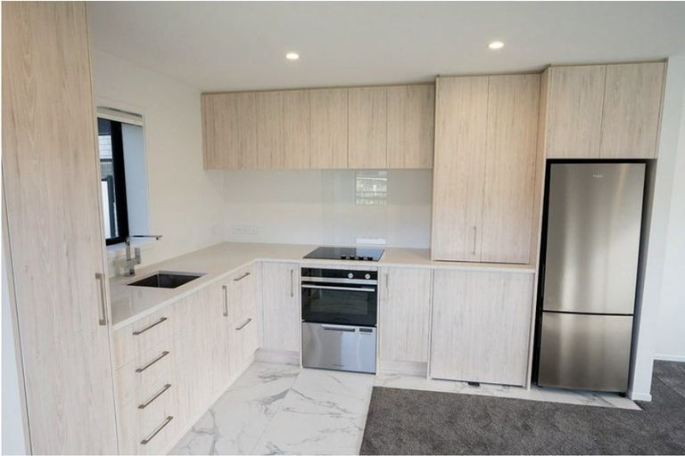 Photo of property in 6/183 Cambridge Terrace, Fairfield, Lower Hutt, 5011