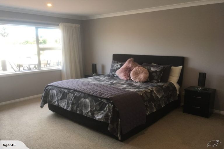 Photo of property in 8 Memorial Drive, Motueka, 7120