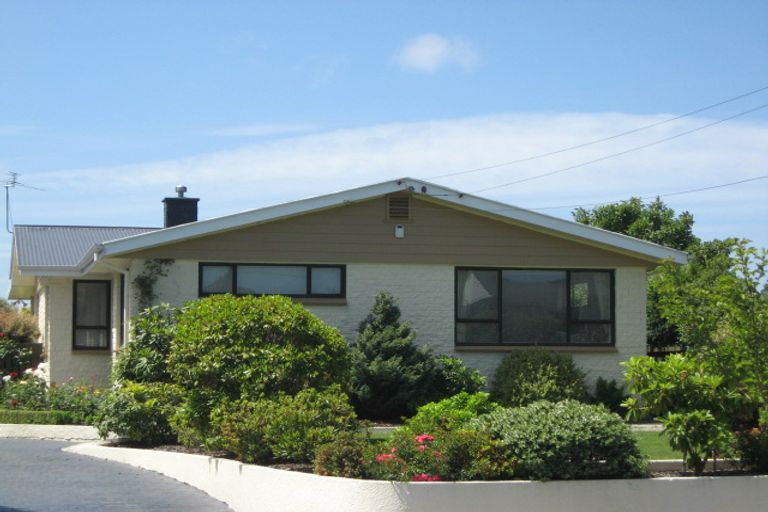 Photo of property in 13 Deloraine Street, Somerfield, Christchurch, 8024