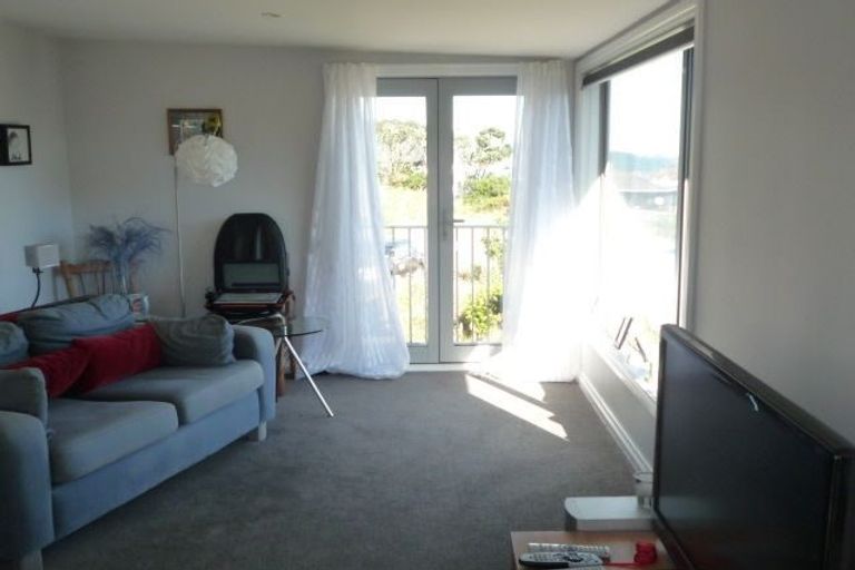 Photo of property in 18 Lakshmi Place, Khandallah, Wellington, 6035