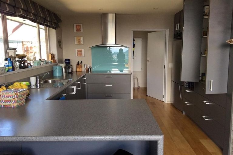 Photo of property in 12 Lochy Road, Fernhill, Queenstown, 9300