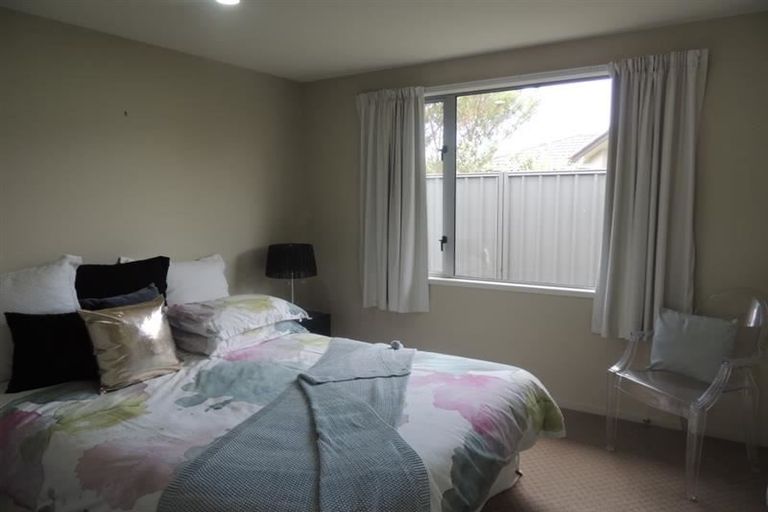 Photo of property in 32 Pacific Avenue, Poraiti, Napier, 4112