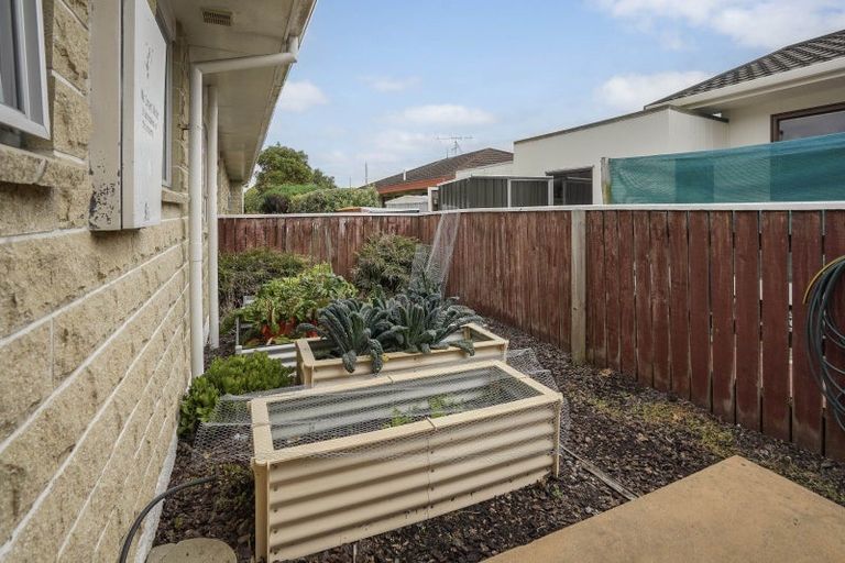 Photo of property in 2/5a Mules Street, Stoke, Nelson, 7011