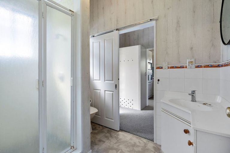 Photo of property in 302 Whangamata Road, Kinloch, Taupo, 3377