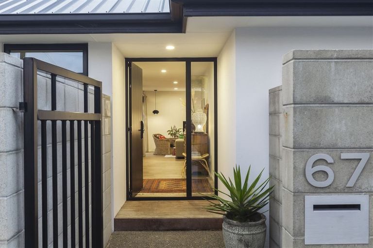 Photo of property in 67 Mays Road, St Albans, Christchurch, 8052