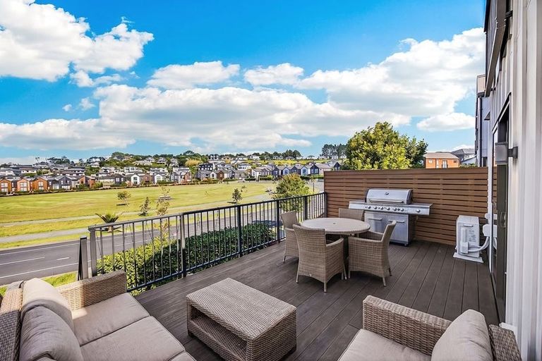 Photo of property in 103 Bonair Crescent, Silverdale, 0932
