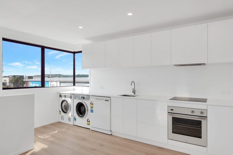 Photo of property in 11 Otira Close, Papamoa Beach, Papamoa, 3118