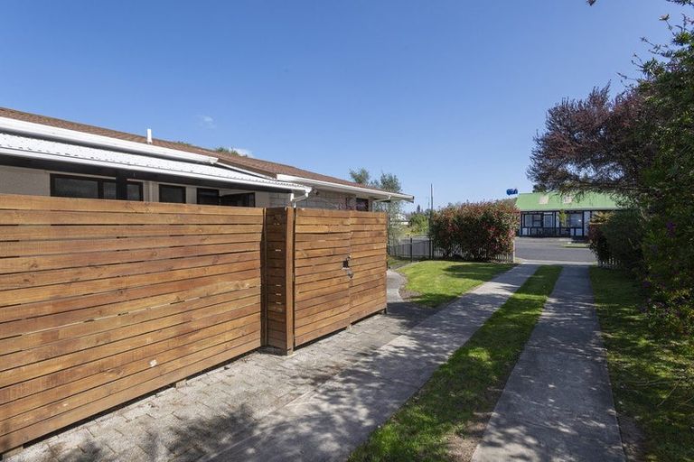 Photo of property in 16 Campion Road, Riverdale, Gisborne, 4010