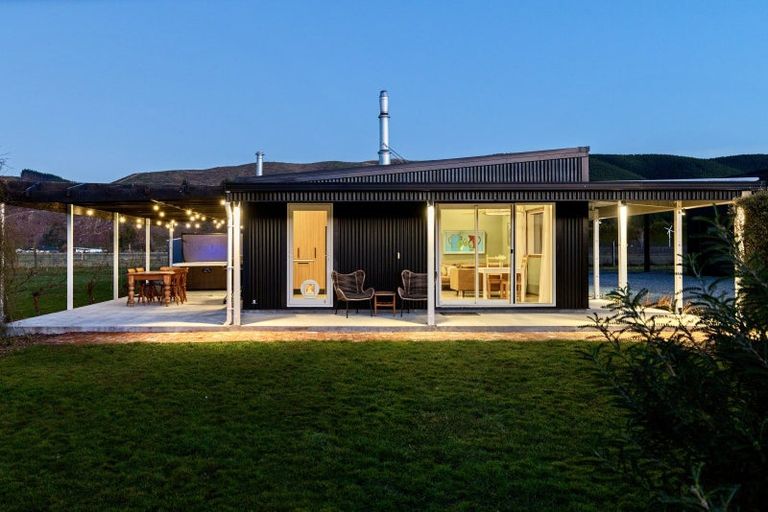 Photo of property in 40 Cooper Street, Wairau Valley, Blenheim, 7271