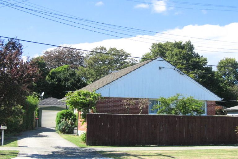 Photo of property in 1 Murray Street, Wallaceville, Upper Hutt, 5018