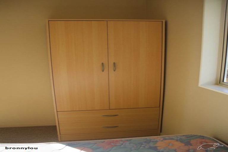 Photo of property in 22 Viridian Lane, Greenhithe, Auckland, 0632