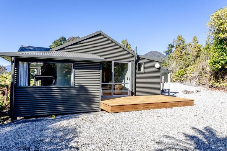 Photo of property in 1294 Lake Kaniere Road, Lake Kaniere, Kokatahi, 7881