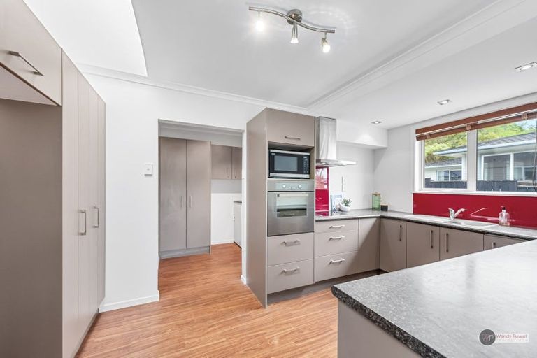 Photo of property in 46 Waipounamu Drive, Kelson, Lower Hutt, 5010