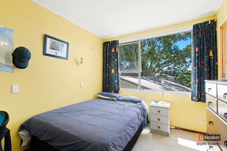 Photo of property in 2 Hillview Road, Waihi Beach, 3611