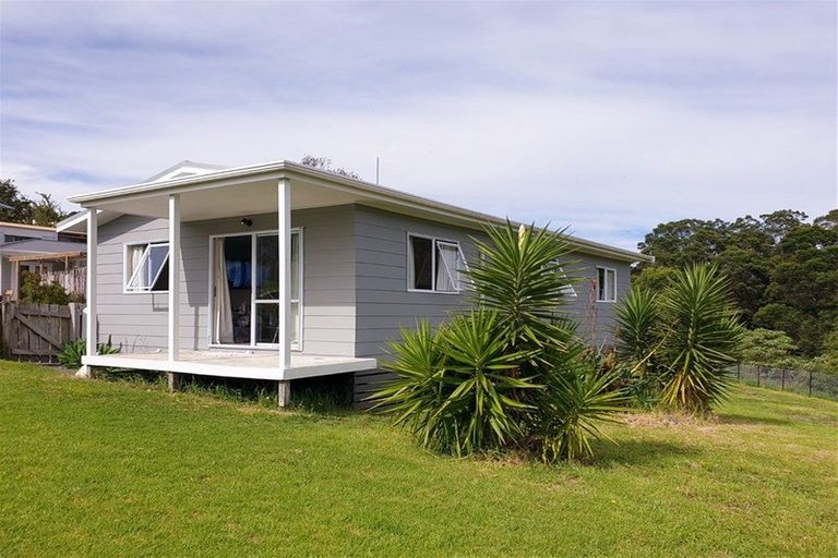 Photo of property in 36 Johnston Road, Kawakawa, 0210