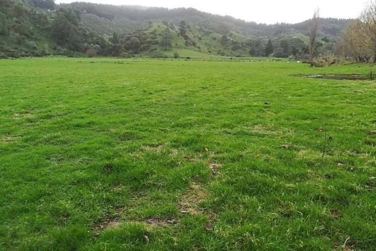 Photo of property in 186 Kaukatea Valley Road, Okoia, Wanganui, 4582