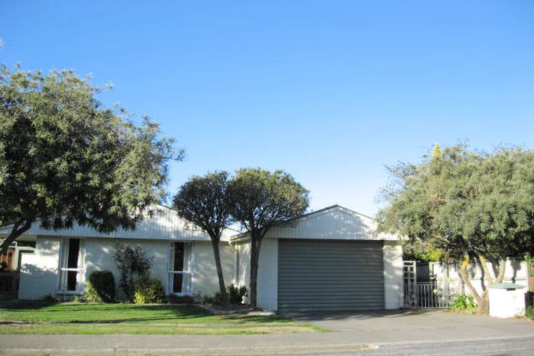 Photo of property in 23 High Street, Leeston, 7632