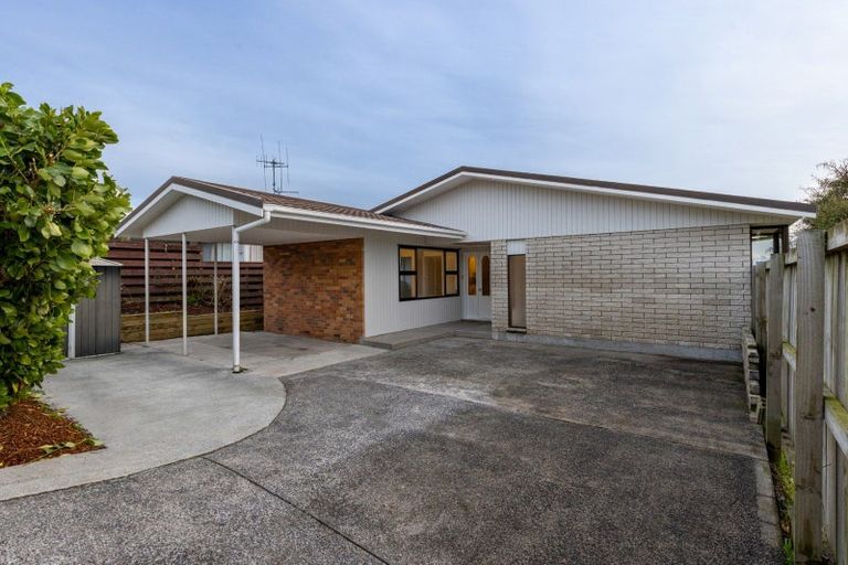 Photo of property in 24 Otumoetai Road, Judea, Tauranga, 3110