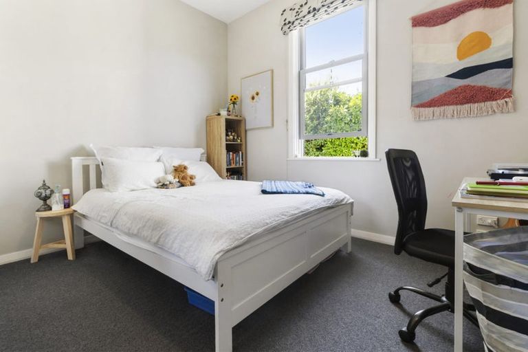 Photo of property in 8 Lewer Street, Karori, Wellington, 6012