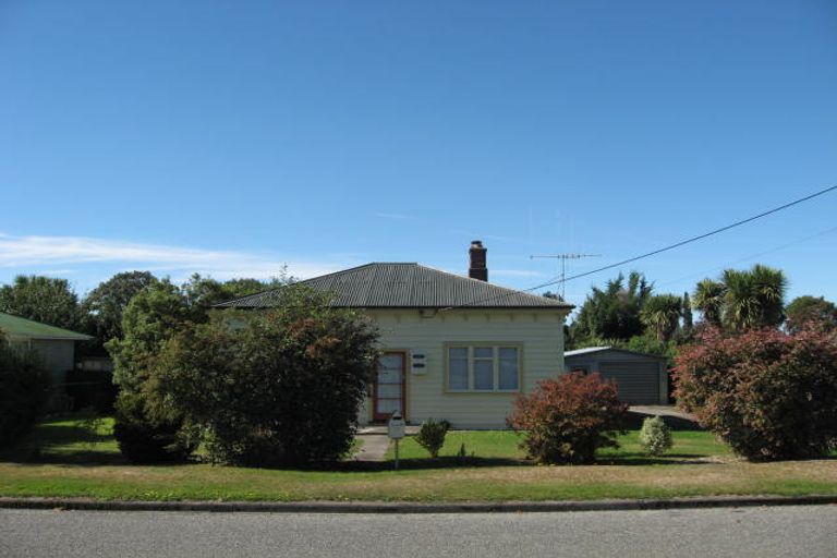 Photo of property in 77 Peel Street, Geraldine, 7930