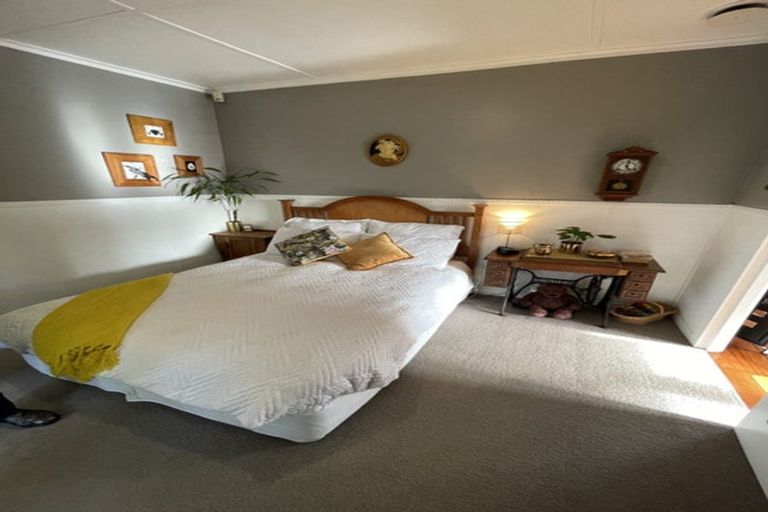 Photo of property in 2/9 Copley Street, New Lynn, Auckland, 0600