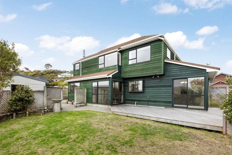 Photo of property in 52 Abilene Crescent, Churton Park, Wellington, 6037