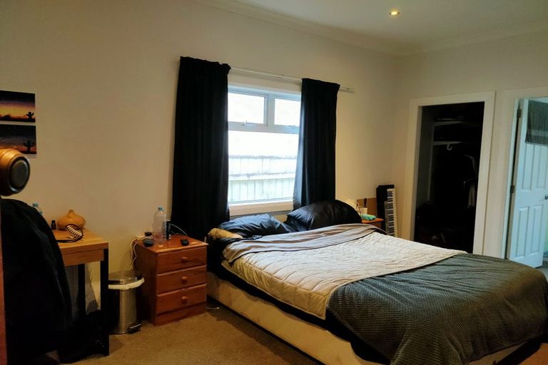 Photo of property in 8 Plunket Avenue, Petone, Lower Hutt, 5012