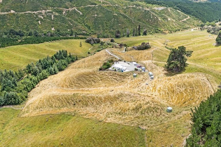 Photo of property in 135 Bensemann Road, Upper Moutere, 7175