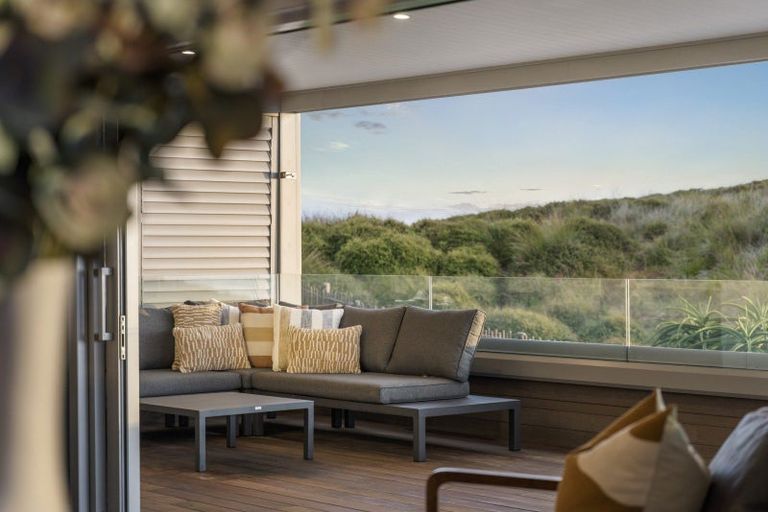 Photo of property in 357b Oceanbeach Road, Mount Maunganui, 3116