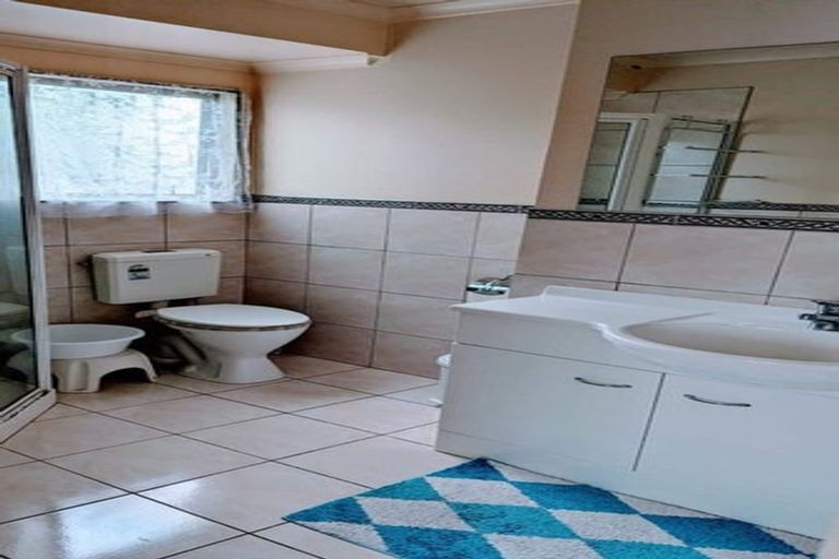 Photo of property in 39 Ian Sage Avenue, Long Bay, Auckland, 0630