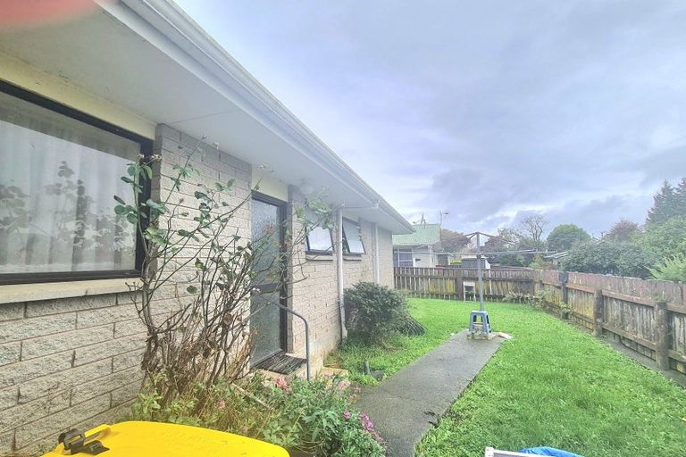 Photo of property in 11 Mccallum Street, Dannevirke, 4930