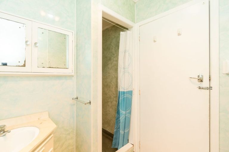 Photo of property in 4 Bankart Street, Raglan, 3225