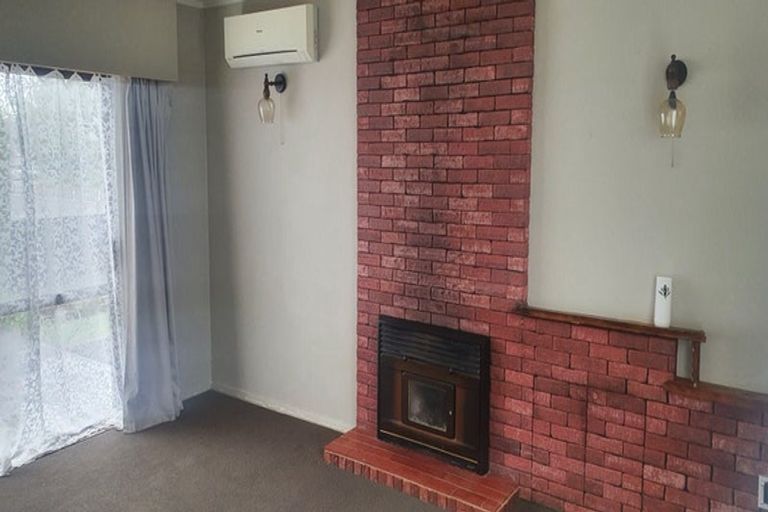 Photo of property in 36 Liverpool Crescent, Flaxmere, Hastings, 4120