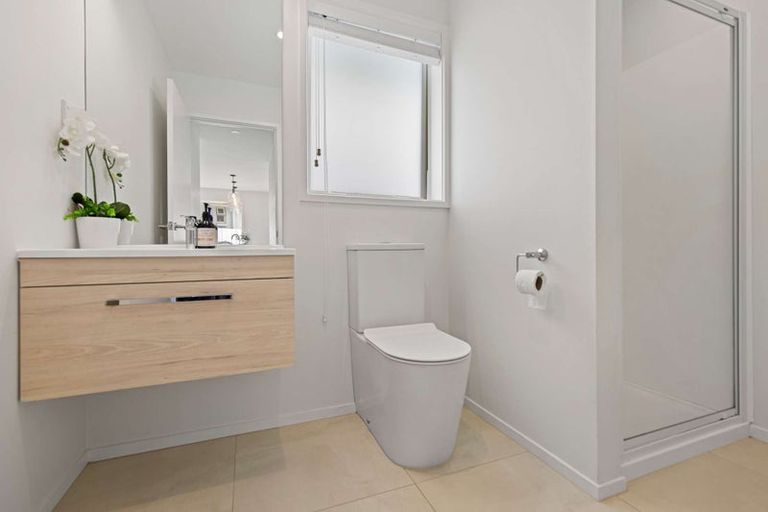 Photo of property in 8 Te Rehutai Rise, Welcome Bay, 3112