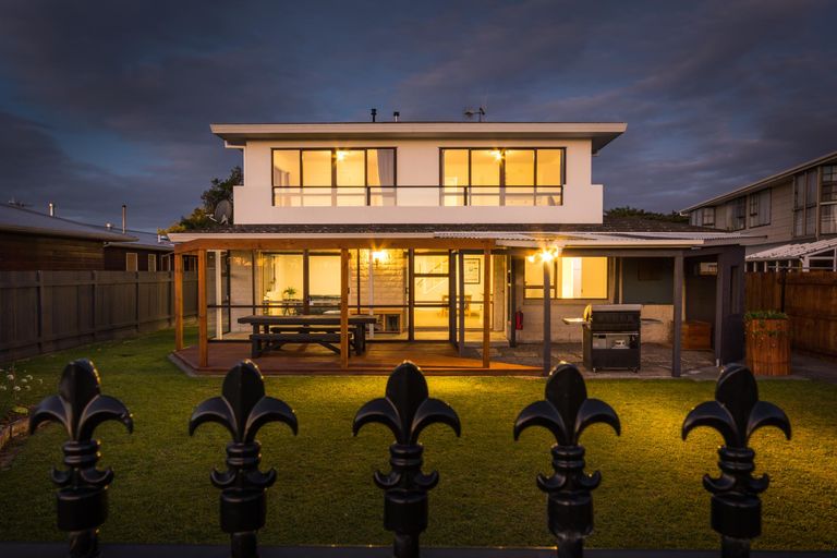 Photo of property in 41 Moyne Avenue, Milson, Palmerston North, 4414