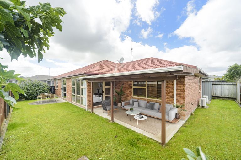 Photo of property in 7 Angelina Way, Kelvin Grove, Palmerston North, 4414