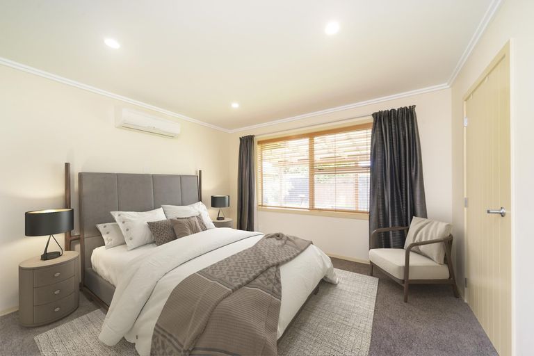 Photo of property in 7 Angelina Way, Kelvin Grove, Palmerston North, 4414