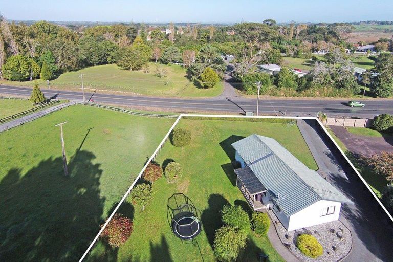 Photo of property in 848 Kingseat Road, Kingseat, Papakura, 2580