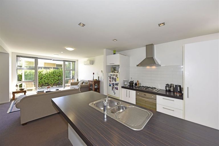 Photo of property in 39b Whitmore Street, Edgeware, Christchurch, 8013