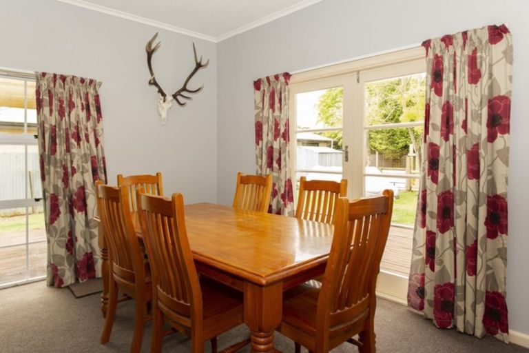 Photo of property in 17 Cameron Street, Ashburton, 7700